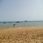 Al Faro Bed and Breakfast 3*