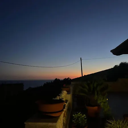 Al Faro Bed & Breakfast Realmonte