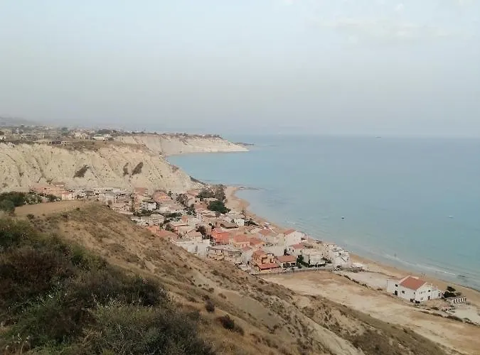 Al Faro Bed and breakfast 3*